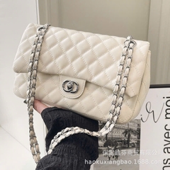 Túi Size Vừa Dễ Mix Match - tt260510