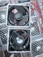 Quạt DC 8x8 ( 8 v- 11A) 2 dây