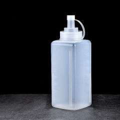 Chai nhựa đựng sốt Vuông 800ml
