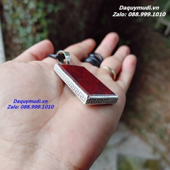 MẶT DÂY CHUYỀN VÔ SỰ BÀI ĐÁ MÀU ĐỎ - ĐÁ NGỌC BÍCH ĐỎ BỌC BẠC
