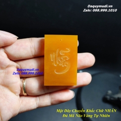 MẶT DÂY CHUYỀN KHẮC CHỮ NHẪN ĐÁ MÃ NÃO VÀNG TỰ NHIÊN