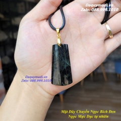 DÂY CHUYỀN MẶT NGỌC BÍCH MÀU ĐEN