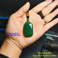 MẶT DÂY CHUYỀN VÔ SỰ BÀI NGỌC BÍCH XANH TỰ NHIÊN
