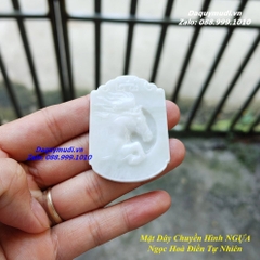 MẶT DÂY CHUYỀN HÌNH NGỰA NGỌC PHỈ THUÝ TRẮNG