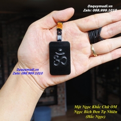MẶT VÔ SỰ BÀI KHẮC CHỮ OM NGỌC BÍCH ĐEN TỰ NHIÊN