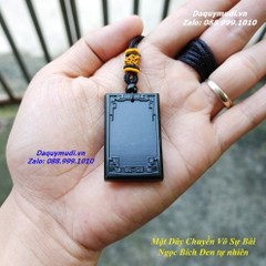 DÂY CHUYỀN NAM NGỌC BÍCH ĐEN CHẠM KHẮC VIỀN