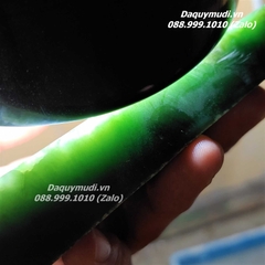NGỌC BÍCH NEPHRITE - HÀNG THÔ TỰ NHIÊN