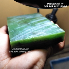 NGỌC BÍCH NEPHRITE - HÀNG THÔ TỰ NHIÊN