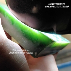 NGỌC BÍCH NEPHRITE - HÀNG THÔ TỰ NHIÊN