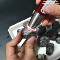 ĐÁ NGỌC HỒNG LỰU THÔ TỰ NHIÊN - Mẫu DT47