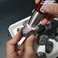 ĐÁ NGỌC HỒNG LỰU THÔ TỰ NHIÊN - Mẫu DT47