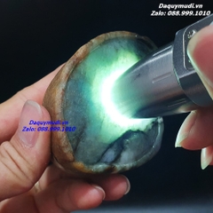 NGỌC PHỈ THUÝ THÔ TỰ NHIÊN