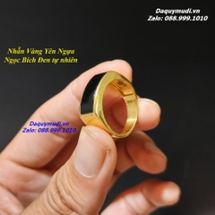 NHẪN YÊN NGỰA NGỌC BÍCH ĐEN BỌC VÀNG CHO NAM
