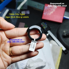 NHẪN YÊN NGỰA NGỌC BÍCH ĐEN