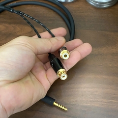 Dây 4.4 balanced sang 2 đầu bông sen cái chuyển âm thanh từ DAC AMP sang Loa Âm ly