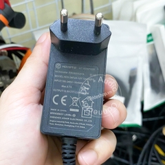 Adapter AC sang DC 12V 2A chân cắm 5.5x2.1mm