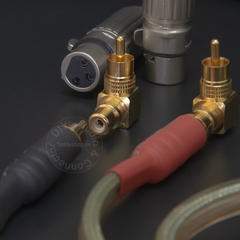Đầu AV đực sang cái vuông góc nhân đồng mạ vàng 24K 1 chiếc - RCA male to RCA female adapter