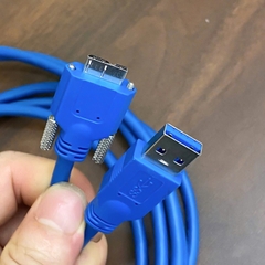 Cáp USB 3.0 locking cho Camera quét vùng Omron - USB 3.0 AM to Micro BM cable with screw lock for industrial cameras