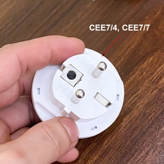 Mặt cắm ổ điện đa năng - Converts universal power outlets from various continents to EU CEE7/4 CEE7/7.