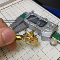 Cọc loa cắm Bắp chuối Mỏ chim Càng cua - Audio jack on the enclosure of the Speaker or Multi-Plug Amplifier