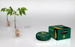 Hũ kem sâm Thorakao 7g chụp cùng củ sâm và ngọc trai