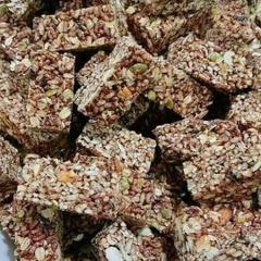 Bánh thanh gạo lứt chà bông, rong biển mix hạt ăn kiêng An Nhiên gói 250g