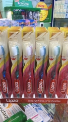 Bàn chải đánh răng Lipzo 25.000VNĐ