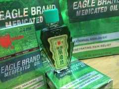 Dầu xoa Eagle brand pain oil 24ml