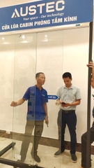 Ray treo cửa lùa cabin kính