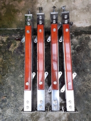 Trụ hộp inox Kính Má Gỗ