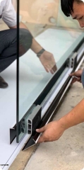 Bộ Đế Kẹp A Không Khoan Kính Lan Can Maxpro Nhập Khẩu
