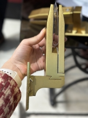 Trụ nhôm BETA L165 chân cạnh