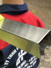 Tay vịn inox xước 40*60