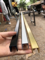 Thanh nhôm 3D Cầu thang Lan can vuông 20x20