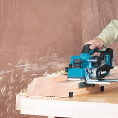 Máy bào dùng pin MAKITA DKP181Z
