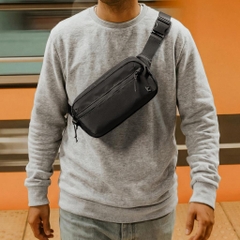 Túi Đeo Chéo Fashion TOMTOC (USA) Aviator-T33 Chest Bag Size S Sức Chứa 1,5L