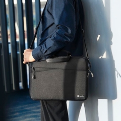 Túi Xách/ Túi Đeo Vai TOMTOC (USA) Messenger Bags Cho Macbook 13”/14” Ultrabook 13″ Chống Sốc Và Có Thêm Ngăn Phụ Kiện