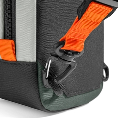 Túi Đeo Chéo Thời Trang TOMTOC GameOn-G49 Cho Nitendo Switch 2 Và Các Phụ Kiện Thiết Yếu Bảo Vệ An Toàn Và Đeo Linh Hoạt