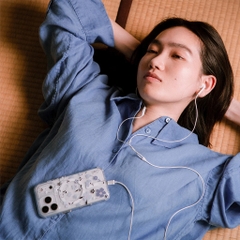 Ốp Lưng UNIQ COEHL AMARA Cho Iphone 17/ 17 Air/ 17 Pro/ 17 Pro Max Lấy Cảm Hứng Từ Nụ Hoa Tử Đinh Hương Đính Pha Lê 3D