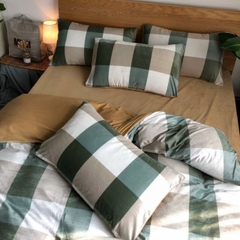 Bộ chăn ga gối nỉ nhung Muji kẻ ,chất mềm mịn ,ga freesize, màu sắc đa dạng