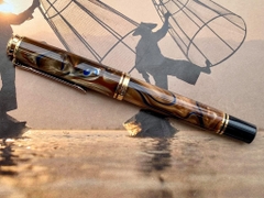 Bút Máy Pelikan Souveran M800 Grand Place Special Edition