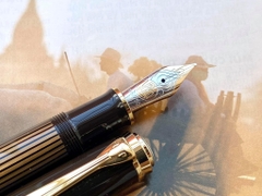 Bút Máy Pelikan Souveran M800 Brown Black Special Edition