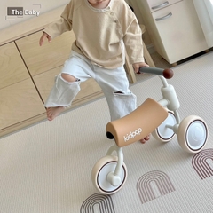 Xe chòi chân Bee Kidpop cao cấp / Bee Baby Walker