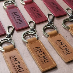 Sản Xuất Móc Khóa Quà Tặng Da Bò Thật Handmade Khắc Tên Cao Cấp