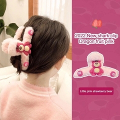 KẸP TÓC HÌNH GẤU DÂU ĐÁNG YÊU
