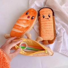 HỘP BÚT BÁNH MÌ
