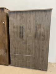 Tủ MH 3 cánh 2 ngăn kéo màu gỗ óc chó KT:185*125*45cm