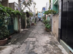 Thắng đậm với lướt sóng nhà ngõ hẻm quận trung tâm