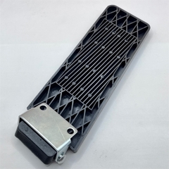 BÀN ĐẠP GA TCM A-AC28-001A