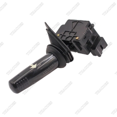 CÔNG TẮC TIẾN LÙI KOMATSU (FD20~35A-16/-17) 3EB-56-43220